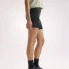 Essent Pantaloncini utility a vita alta da donna, 6"