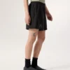 Pantaloncini in pile Emblem da donna, 6"