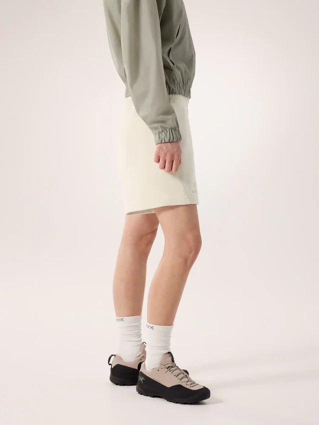 Pantaloncini in pile Emblem da donna, 6"