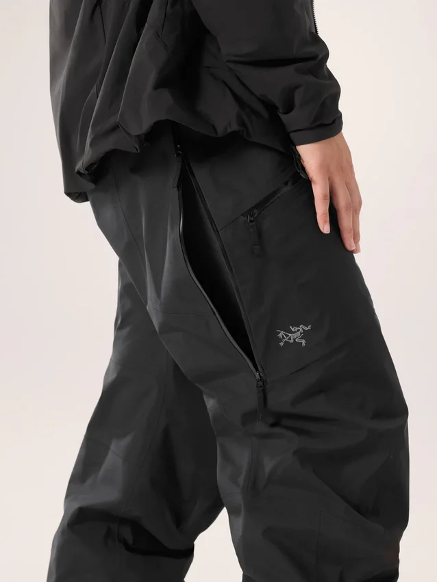 Pantaloni con bretelle Sentinel da donna